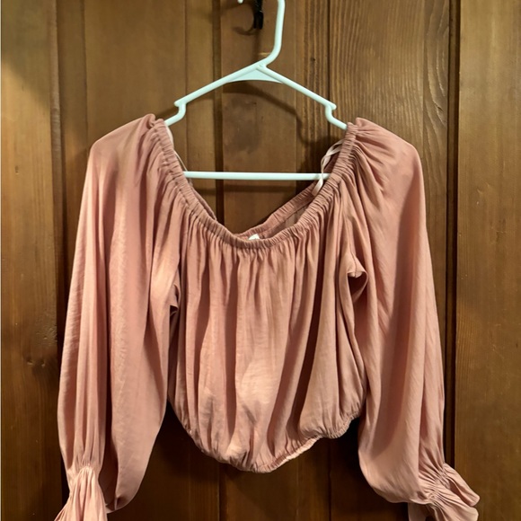 Pink off the shoulder top - Picture 1 of 3